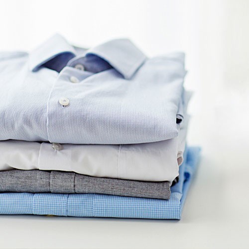 Bügeln ohne Bügeleisen: Faltenfreie Kleidung